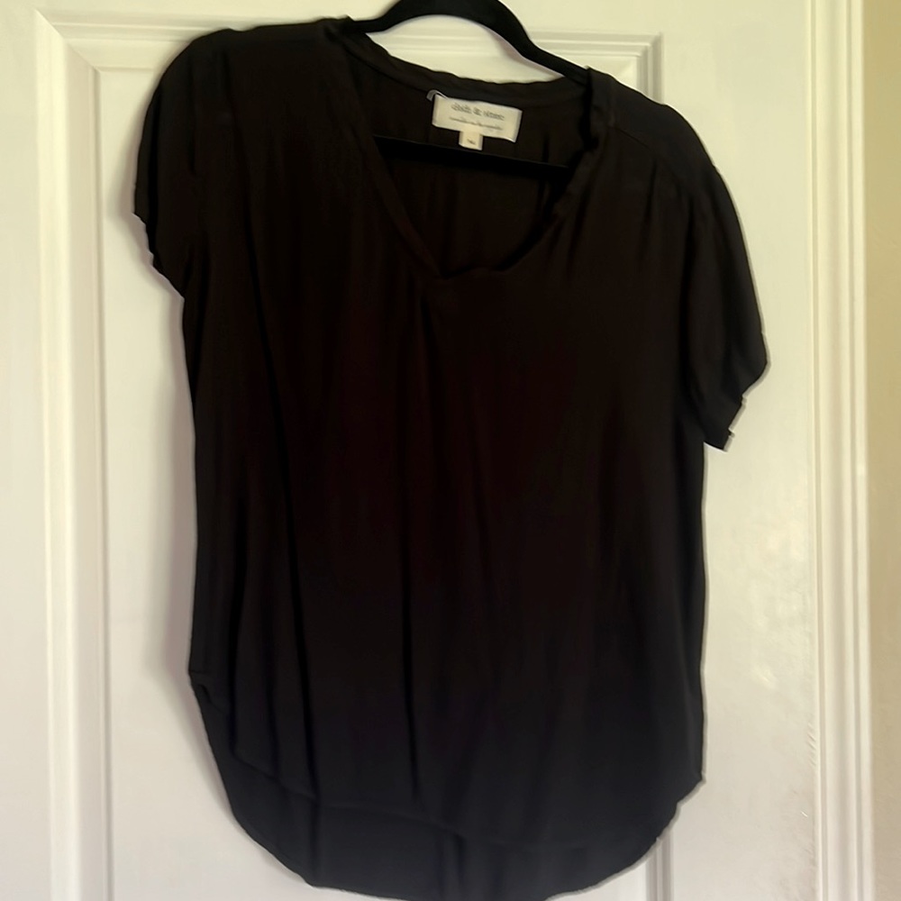 Black light weight top non-stretch